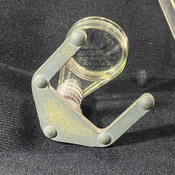 Vintage Magnetic Scale Magnifier Made in USA - Picture 6 of 9